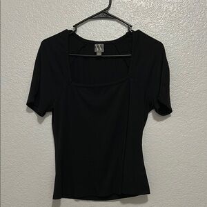 Elegant Black Short Sleeve Top